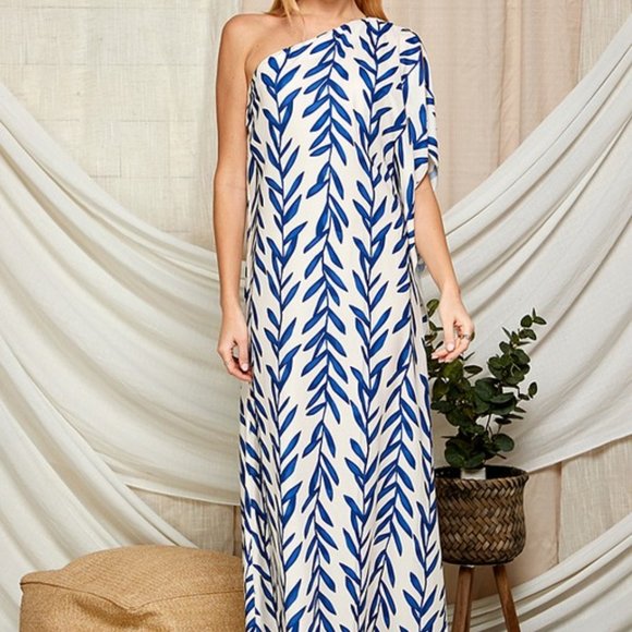 LEAF PRINT ONE SHOULDER SATIN MAXI DRESS - Picture 4 of 5